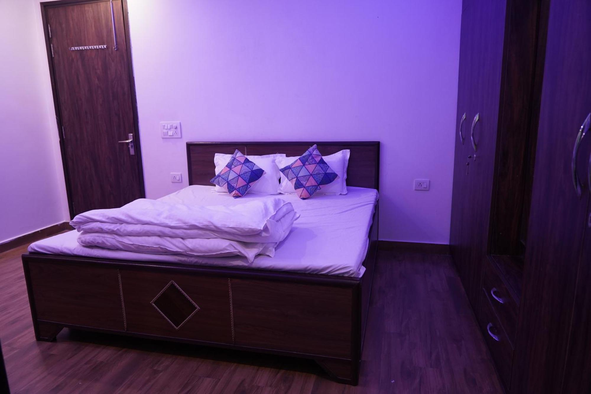 Own Stay New Delhi Exterior foto